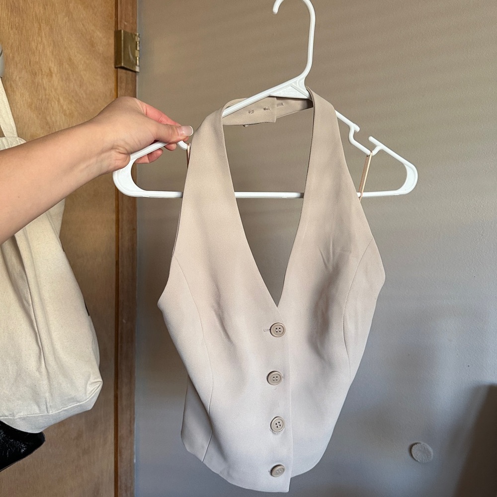 Chic Beige Button-Down Halter Top - image 1